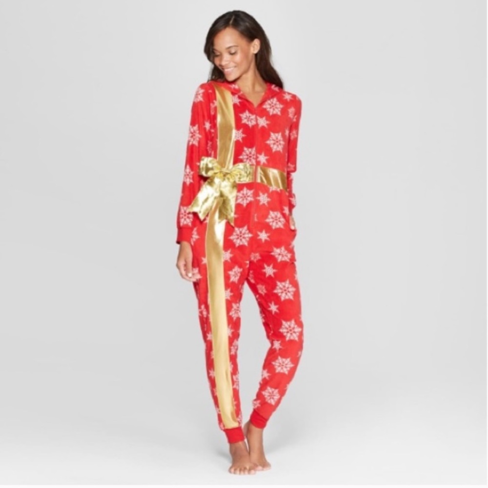 Christmas present onesie 🎁